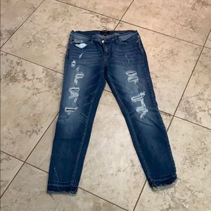 Judy Blue Ankle Jeans - 13